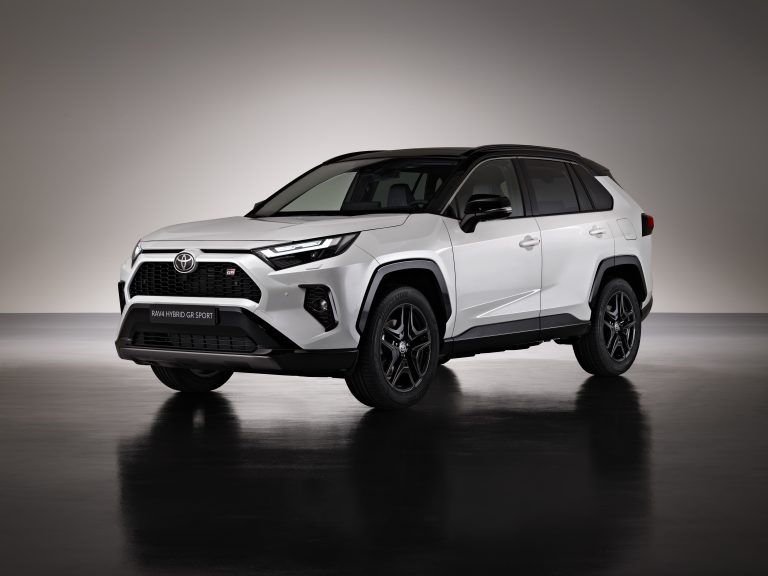 Évek óta a Toyota RAV4 a világ kedvenc SUV-ja