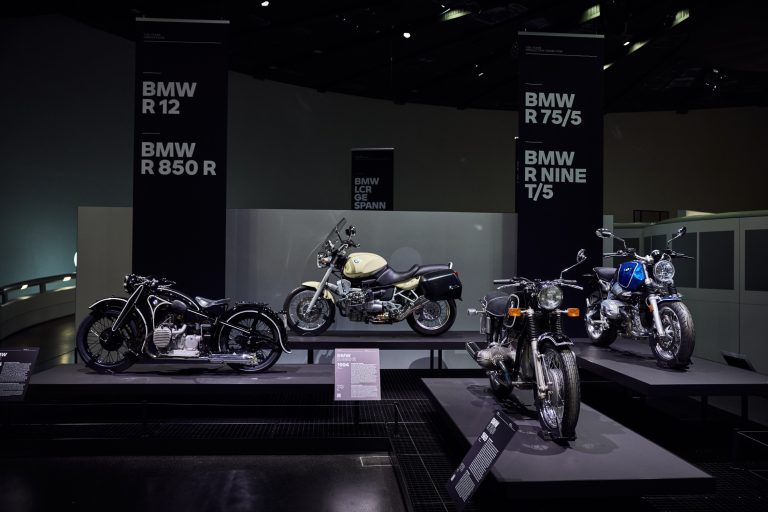 100 éves sikertörténetét ünnepli a BMW Motorrad. Nagyszabású jubileumi kiállítás a BMW Múzeumban.