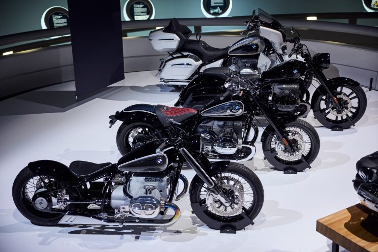 100 éves sikertörténetét ünnepli a BMW Motorrad. Nagyszabású jubileumi kiállítás a BMW Múzeumban.