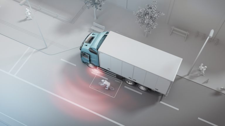 A Volvo Trucks új biztonsági rendszereket vezet be teherautóiban