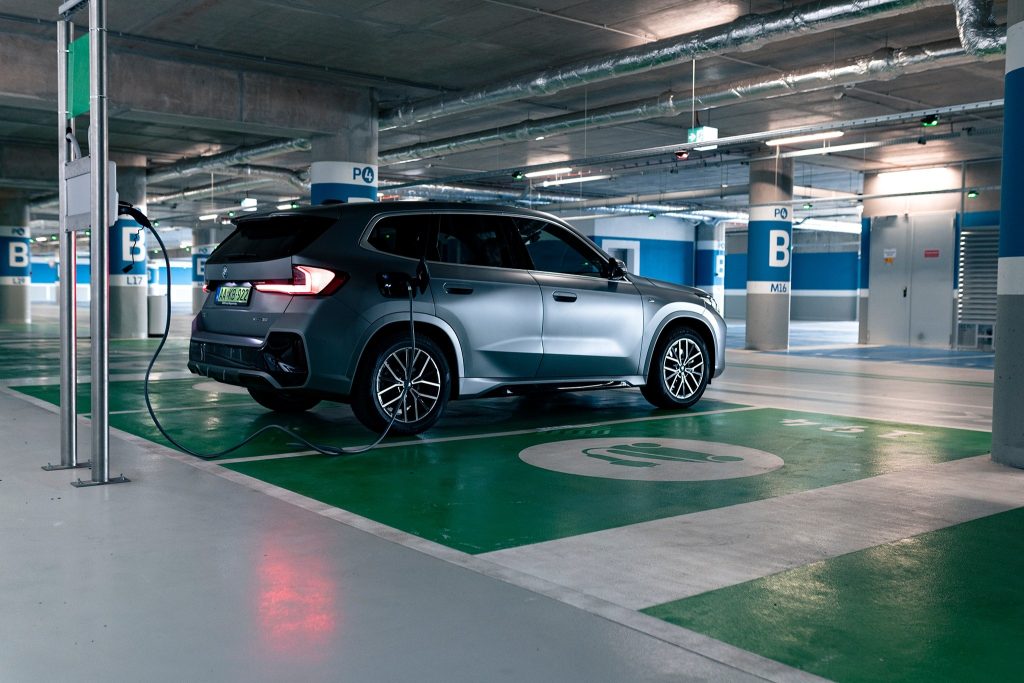 Kedvezményes ajánlatokkal segíti a BMW Group Magyarország az elektromobilitás terjedését