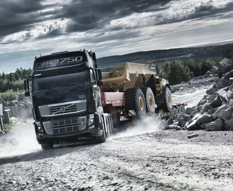 30 éves a Volvo Trucks ikonikus modellje