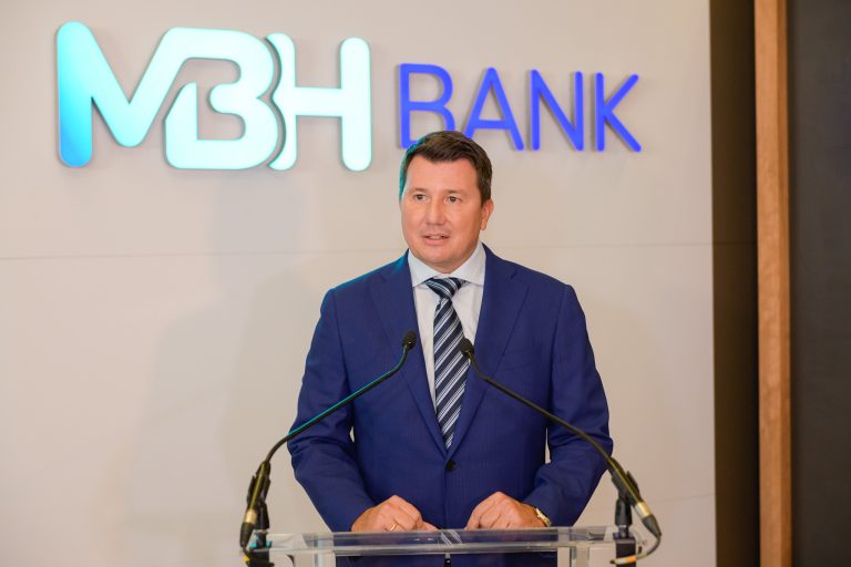 Megnyílt az MBH Bank első budapesti digitális kioszkja