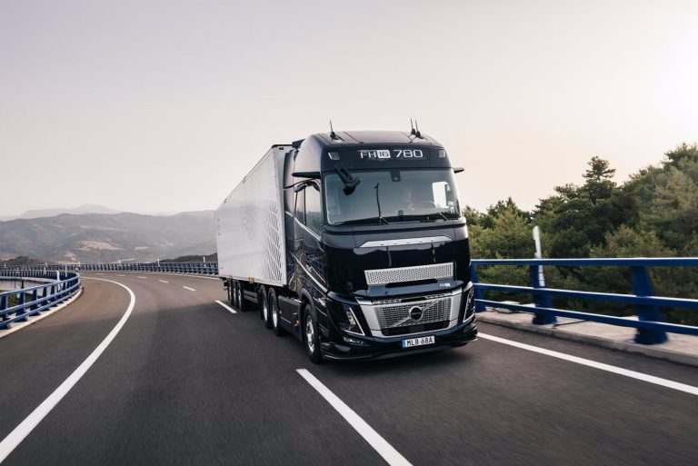 A Volvo FH16 új, erősebb motorja maximális hatékonyságot kínál