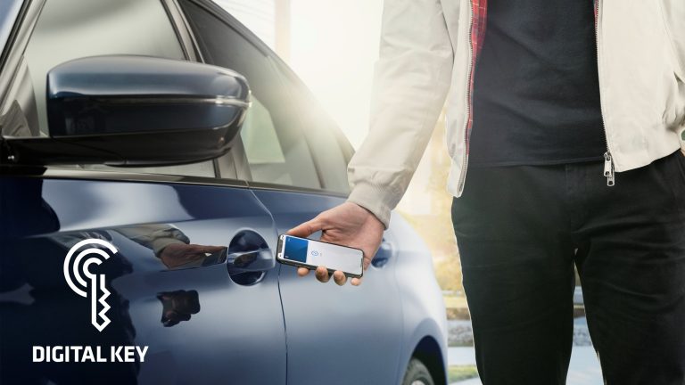 A BMW Group az autógyártó vállalatok közül elsőként érdemelte ki a Car Connectivity Consortium (CCC) Digital Key minősítését