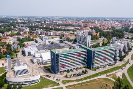 Több állami ösztöndíjas hely, minőségi képzések: sok jelentkezőre számít a Széchenyi István Egyetem