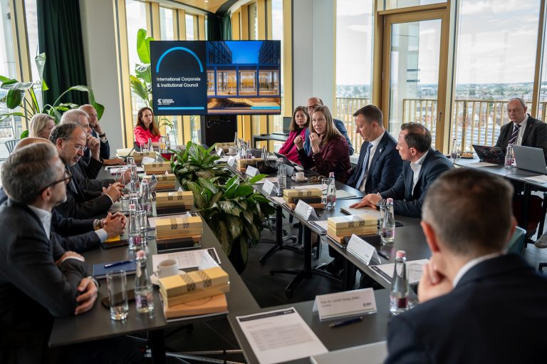 Nemzetközi tanácsadó testületek támogatásával újul meg a Corvinus stratégiája