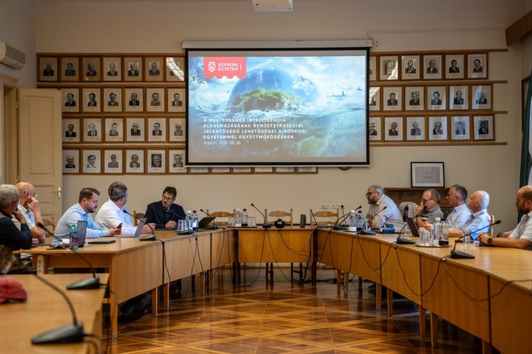 A Soproni Egyetemmel egyeztetett a mesterséges intelligenciáért felelős kormánybiztos