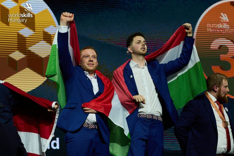 Éremesővel zártak a Széchenyi István Egyetem versenyzői a szakképzési Európa-bajnokságon