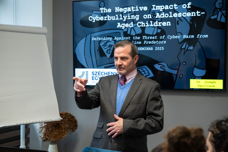 Értékes hazai akkreditációval ismerték el a Széchenyi István Egyetem kiberbiztonsági képzéseit