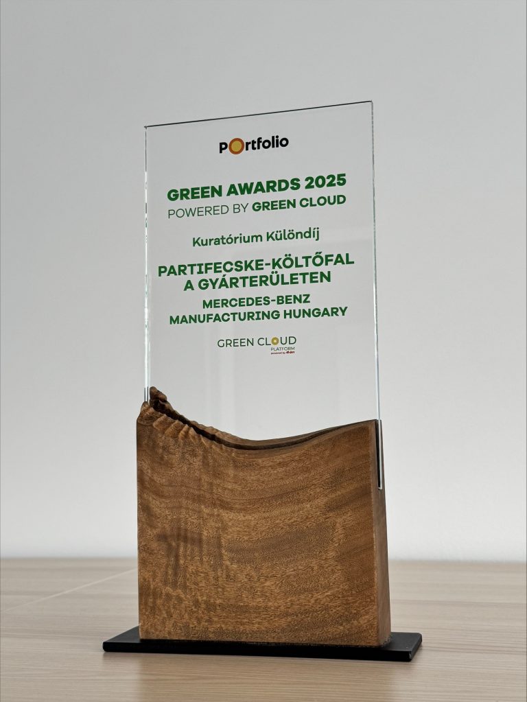 Két díjjal is jutalmazták a kecskeméti Mercedes-Benz Gyár környezetvédelmi projektjét