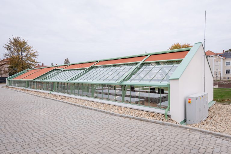 Innovatív megoldások az agráriumban – bemutatóüzemeket és okoskertet adott át a Széchenyi István Egyetem Mosonmagyaróváron