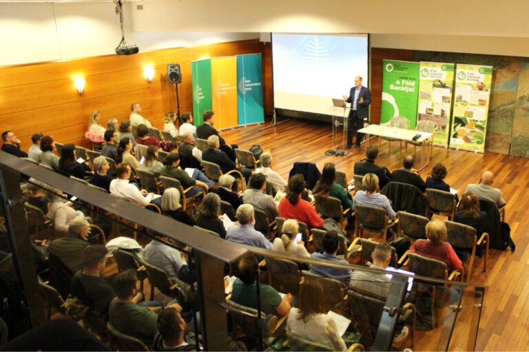 Biodiverzitás-barát zöldfelületkezelés - elérhetők az októberi konferencián megosztott jó gyakorlatok