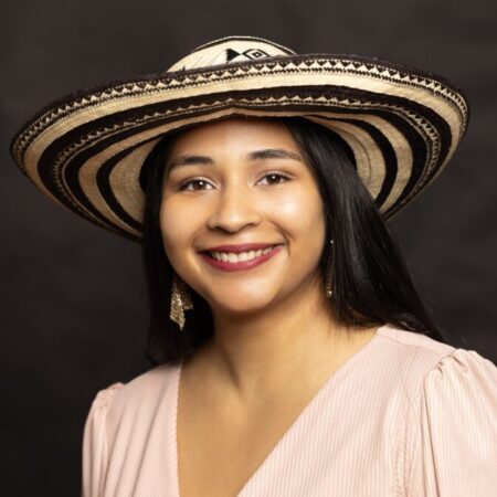 Szívvel tanulni, szívvel adni – Soproni hallgató ragyogott a Stipendium Hungaricum gáláján Szívvel tanulni, szívvel adni – Soproni hallgató ragyogott a Stipendium Hungaricum gáláján