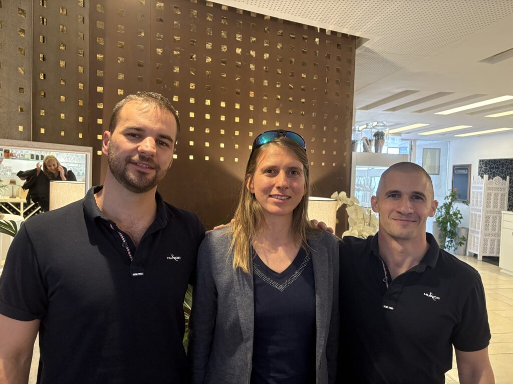 A hosszútávú űrutazások sikeréhez is nagyban hozzájárulhat a szegedi tudósok űrhajósok bevonásával megvalósult kutatása A hosszútávú űrutazások sikeréhez is nagyban hozzájárulhat a szegedi tudósok űrhajósok bevonásával megvalósult kutatása