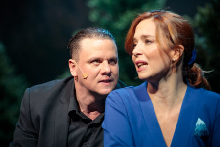 Egy misztikus hegycsúcs és az emberi lélek kifürkészhetetlensége - Ismeretlen táj bemutató a Vígszínházban