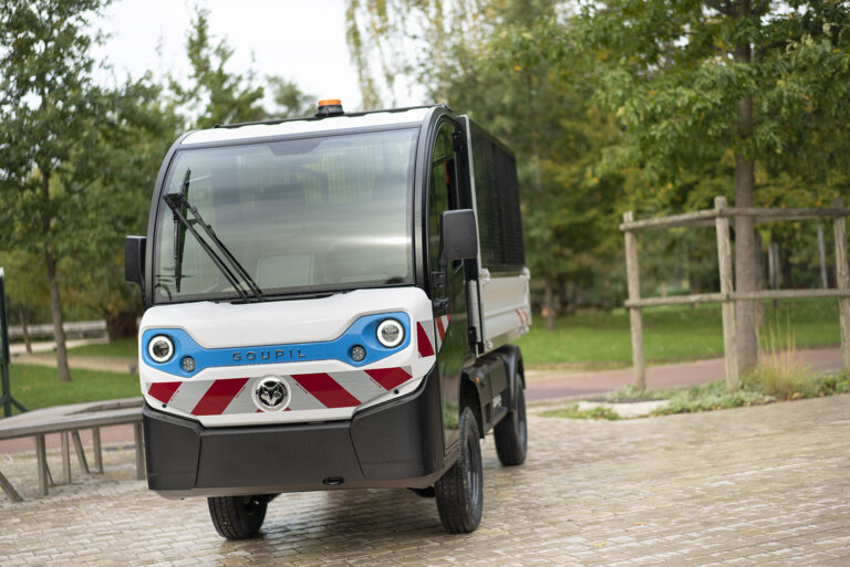 Hogyan spórolhatnak milliókat a vállalkozások a meghosszabbított elektromos autós pályázattal?