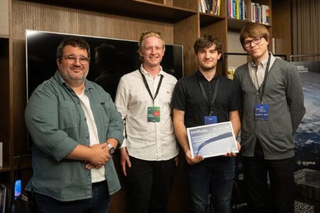 Jövőbiztos titkosítás az űrből: a SZTAKI kutatócsapata nyerte a NASA nemzetközi versenyének hazai fordulóját Jövőbiztos titkosítás az űrből: a SZTAKI kutatócsapata nyerte a NASA nemzetközi versenyének hazai fordulóját