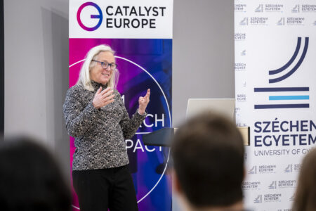 Az MIT partnerségével rendezett orvostechnológiai szakmai programot a Széchenyi István Egyetem