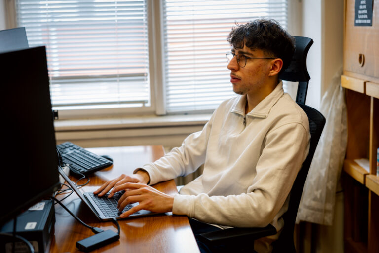 Magyar nyelven is működik: SZTE-s hallgató fejlesztett nagy pontosságú AI-szövegfelismerőt