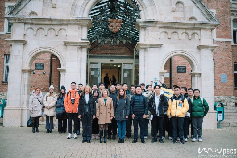 Megkezdődik a téli egyetemi program a Pécsi Tudományegyetemen
