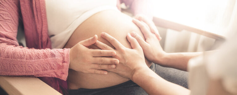 Minden ötödik pár érintett lehet: történelmi mélyponton a születésszám Európában