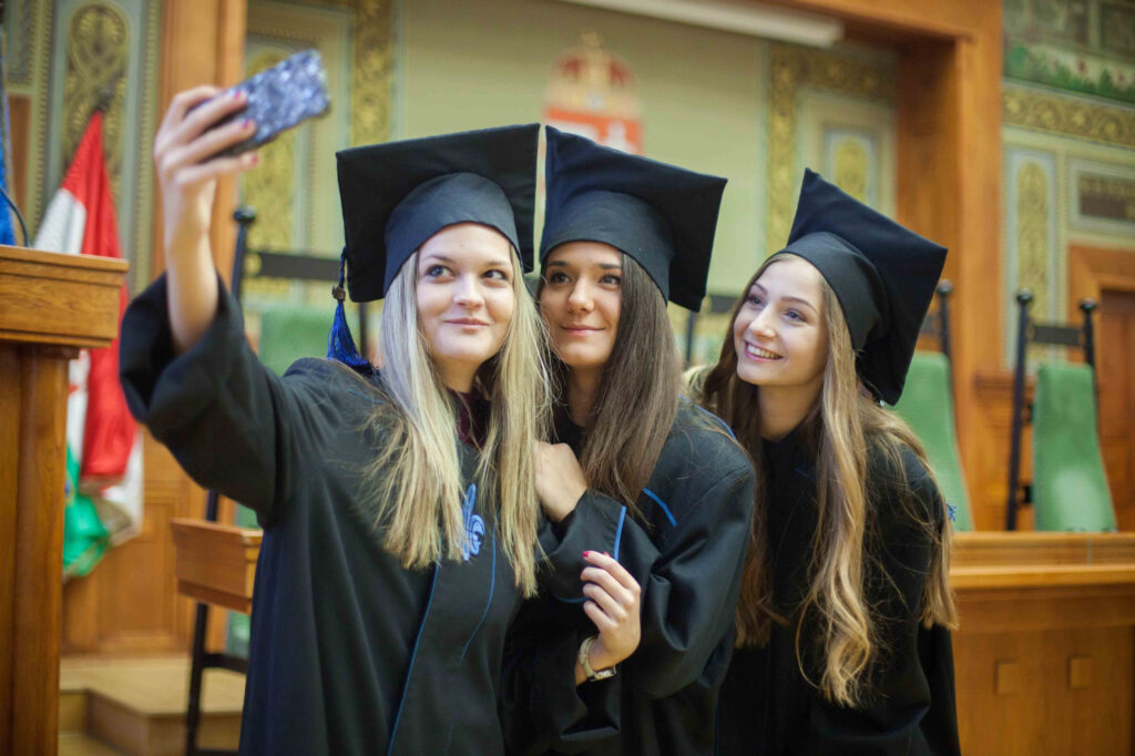 Töretlen a Pécsi Tudományegyetem népszerűsége