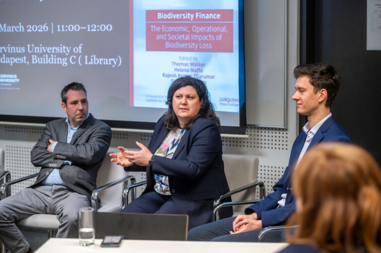 Új szakkönyv mutatja meg, hogyan lesz az ökológiai válságból pénzügyi kockázat