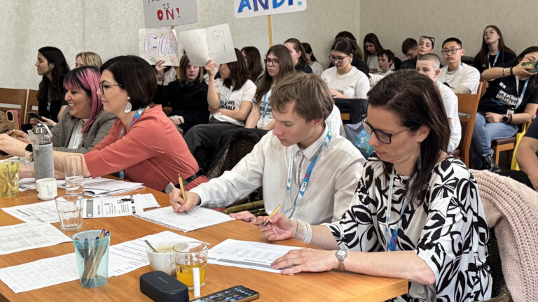 Fiatalok a civilizált párbeszédért: 2026. április 17-én érkezik az It’s Always Debatable vitaverseny