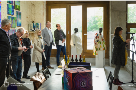 Megnyílt a Vasarely: Future Echoes kiállítás, tegnap kihirdették a díjazottakat a pécsi Nádor Galériában