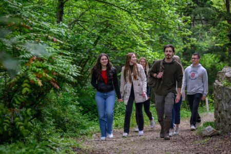 Újra túracipőt húz Sopron: érkezik a „Jó Szerencsét!” Egyetemi Túranap