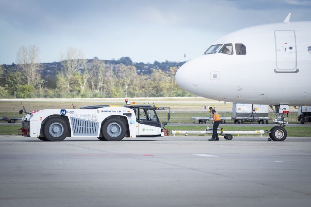 Stabil utasforgalom, bővülő cargo üzletág a budapesti repülőtéren Stabil utasforgalom, bővülő cargo üzletág a budapesti repülőtéren