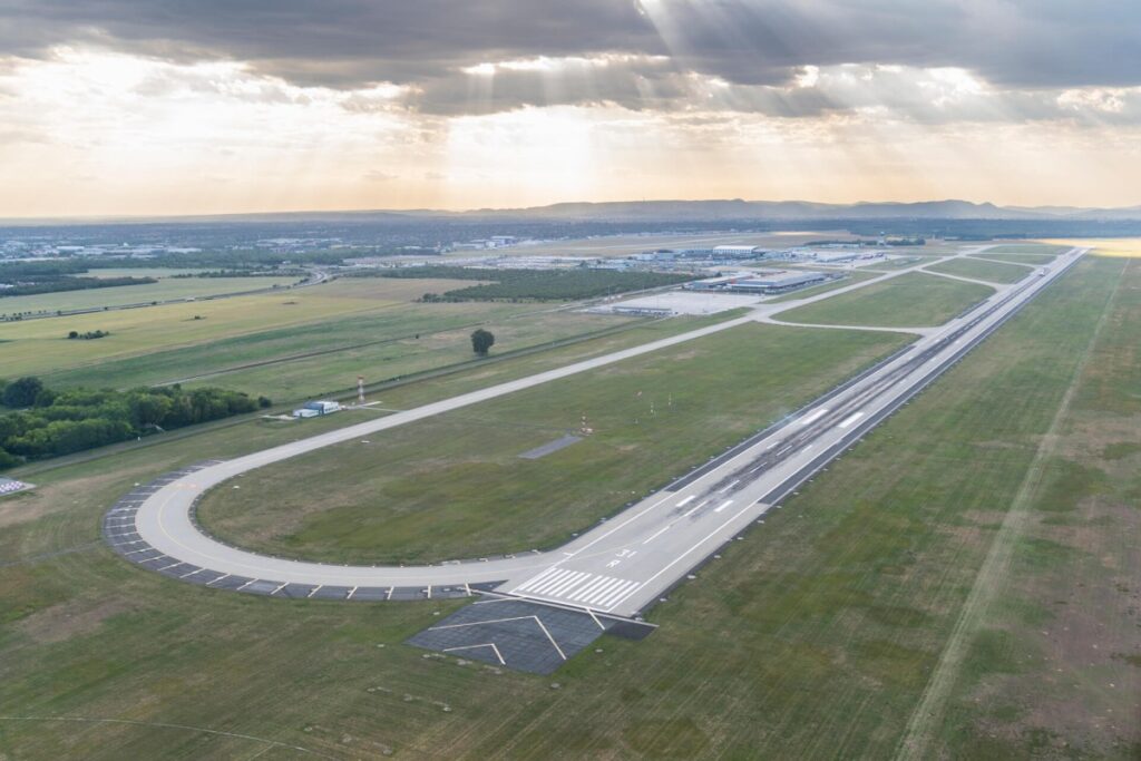 Fejlesztésekkel készül a Budapest Airport a nyári csúcsidőszakra Fejlesztésekkel készül a Budapest Airport a nyári csúcsidőszakra