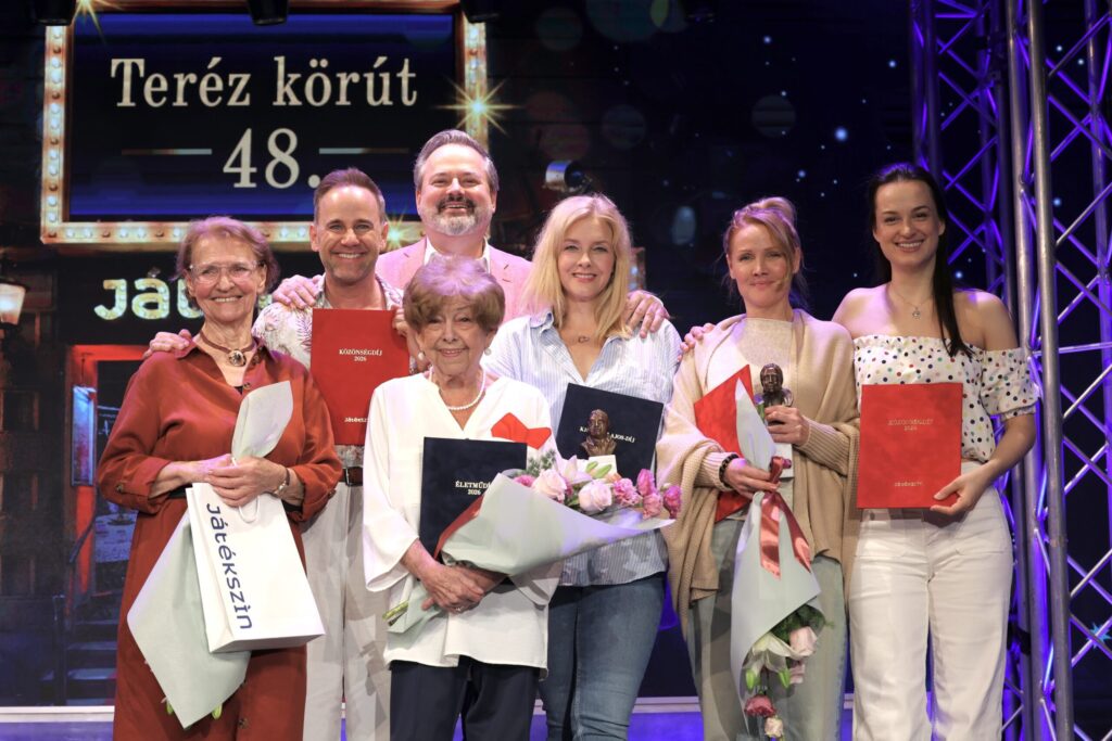 Rekordközeli nézőszám, sikeres bemutatók és két új premier
